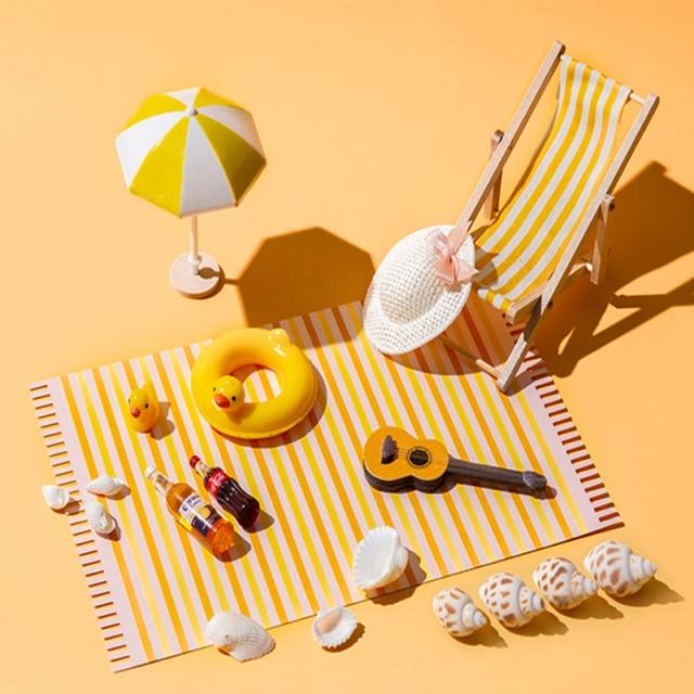 Miniature Beach Prop Sets Prop Club Yellow (M) 